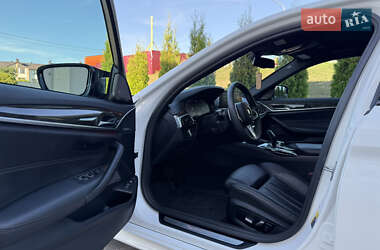 Седан BMW 5 Series 2019 в 