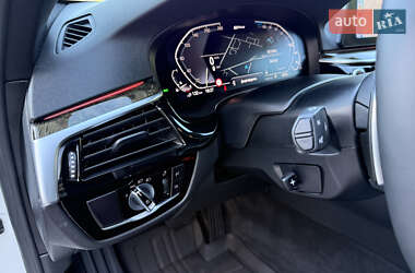 Седан BMW 5 Series 2019 в Ровно