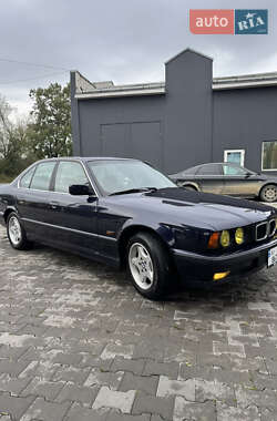 Седан BMW 5 Series 1995 в  фото 3 Седан BMW 5 Series 1995 в