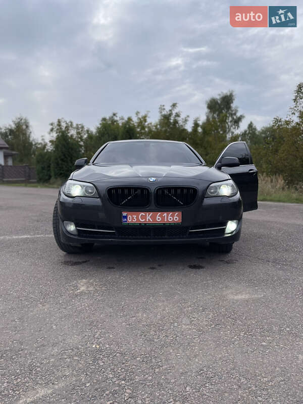 Седан BMW 5 Series 2013 в Рівному