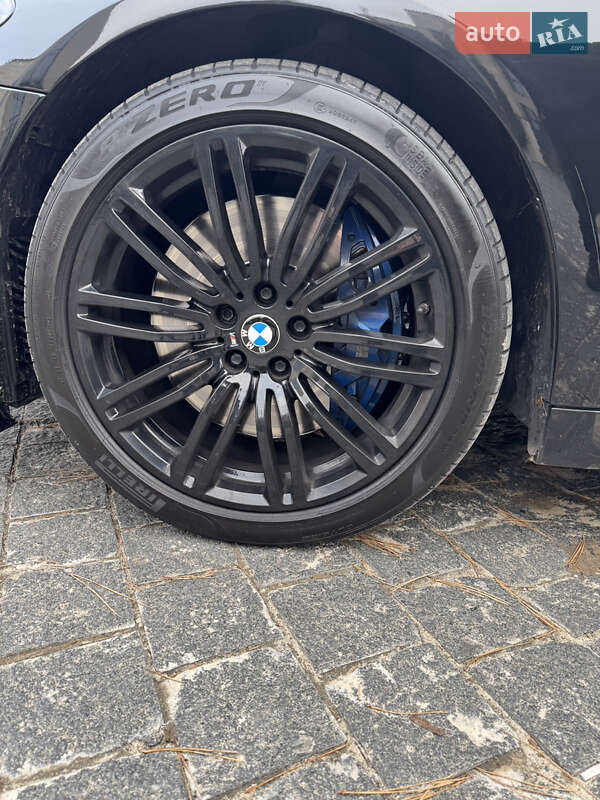 Седан BMW 5 Series 2016 в Львове