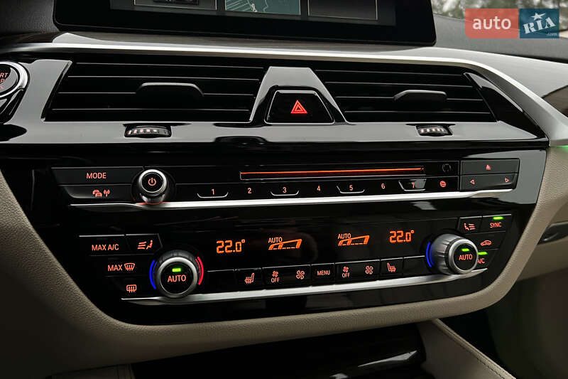 Седан BMW 5 Series 2017 в Львові фото 16 Седан BMW 5 Series 2017 в Львові