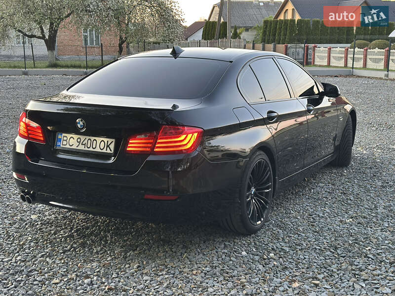 Седан BMW 5 Series 2014 в Самборе