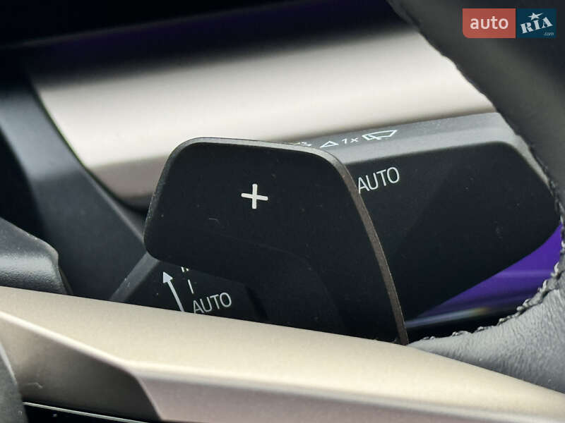 Седан BMW 5 Series 2023 в Киеве