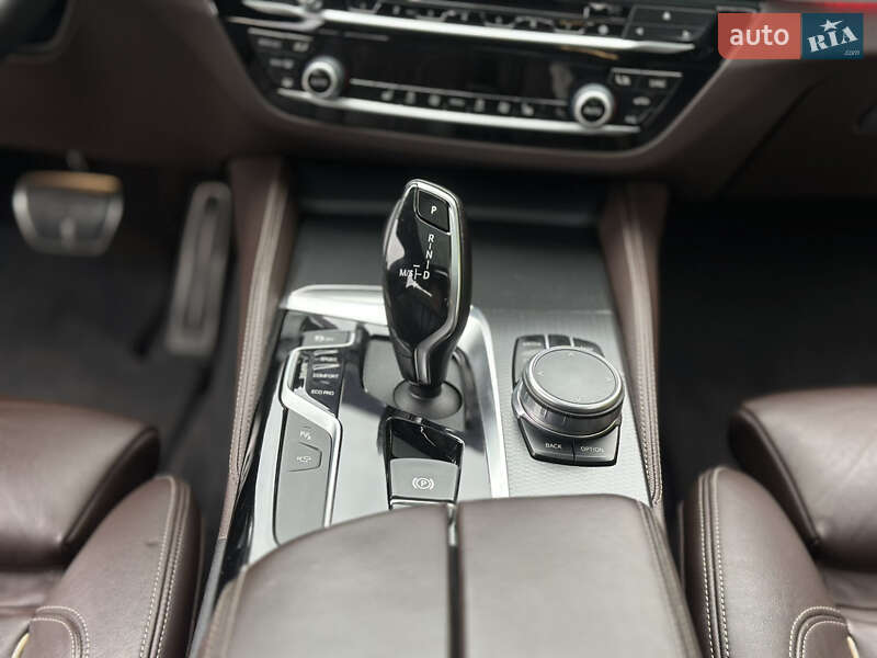 Седан BMW 5 Series 2018 в Одесі фото 44 Седан BMW 5 Series 2018 в Одесі