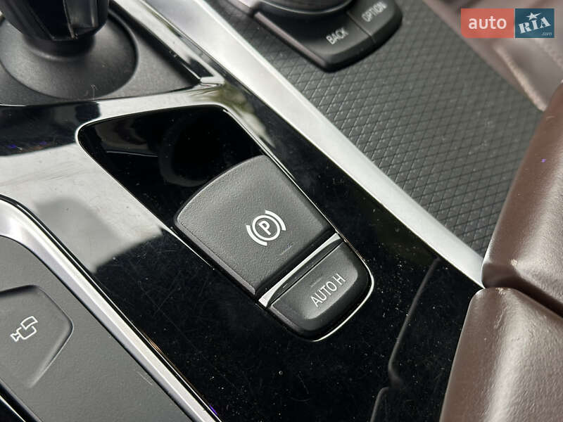 Седан BMW 5 Series 2018 в Одесі фото 70 Седан BMW 5 Series 2018 в Одесі