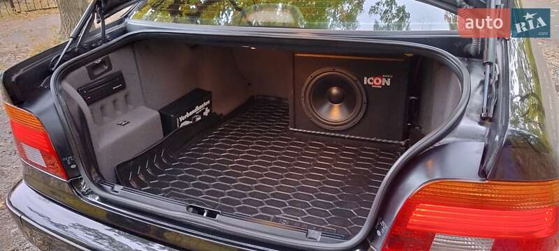 Седан BMW 5 Series 2001 в Новомосковске фото 19 Седан BMW 5 Series 2001 в Новомосковске