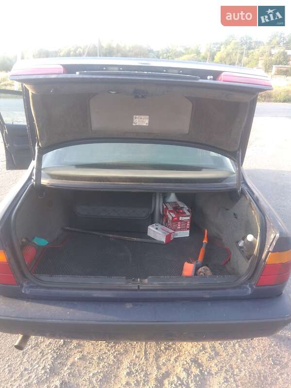 Седан BMW 5 Series 1993 в Калинівці