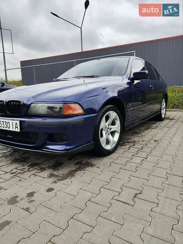 Седан BMW 5 Series 1998 в Тлумачі
