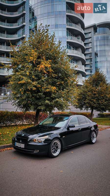 Седан BMW 5 Series 2007 в Киеве