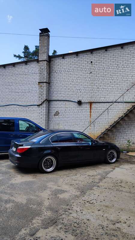 Седан BMW 5 Series 2007 в Киеве