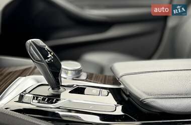 Седан BMW 5 Series 2017 в 