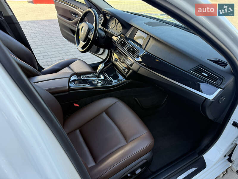 Седан BMW 5 Series 2016 в Одессе