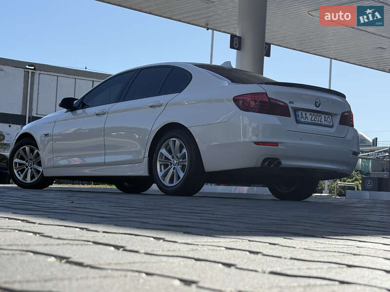 Седан BMW 5 Series 2016 в Одессе