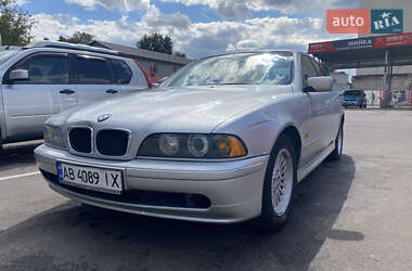 Седан BMW 5 Series 2002 в Києві