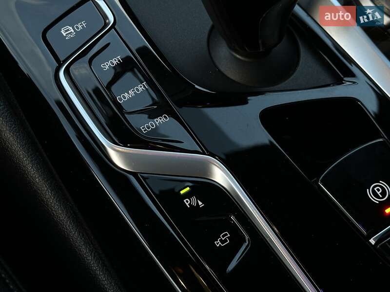 Седан BMW 5 Series 2021 в Мукачево