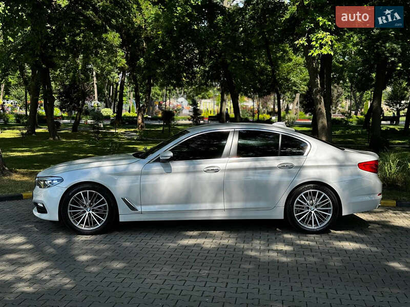Седан BMW 5 Series 2017 в Александрие