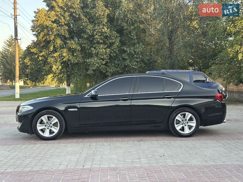 Седан BMW 5 Series 2011 в Хмельницком