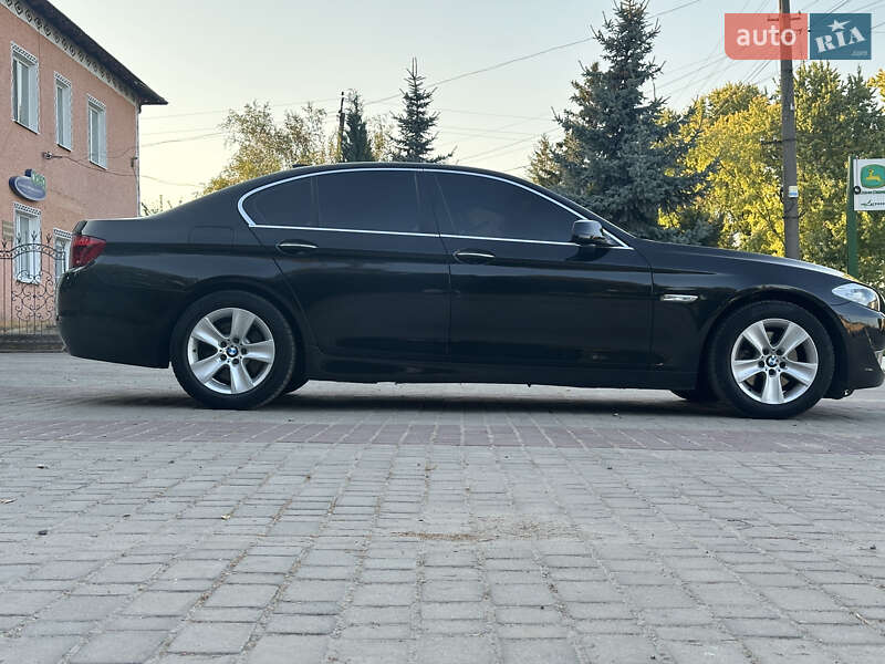 Седан BMW 5 Series 2011 в Хмельницком