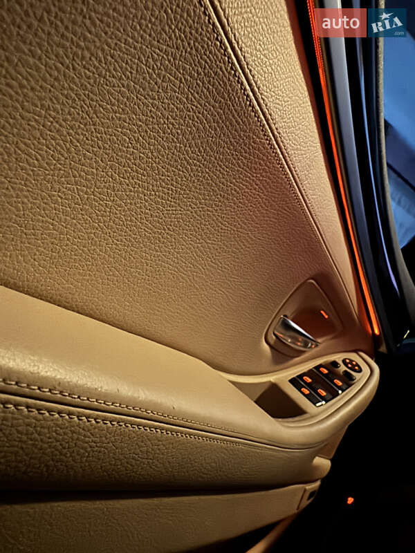 Седан BMW 5 Series 2013 в Чорткове фото 41 Седан BMW 5 Series 2013 в Чорткове