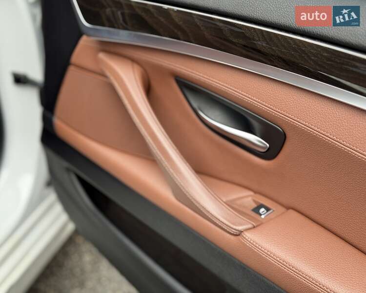 Седан BMW 5 Series 2016 в Киеве фото 23 Седан BMW 5 Series 2016 в Киеве