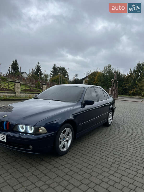 Седан BMW 5 Series 1999 в Львове
