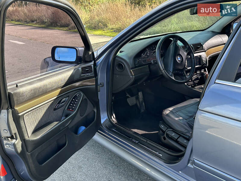 Седан BMW 5 Series 2002 в Житомире