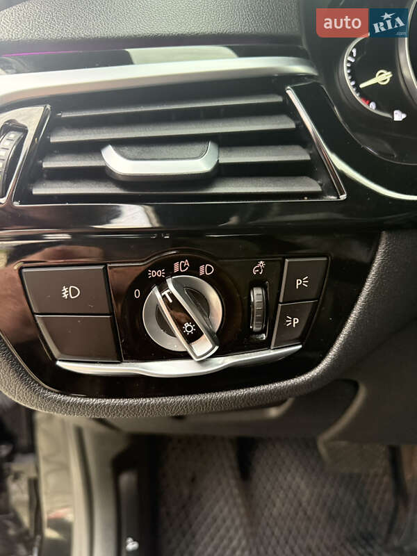 Седан BMW 5 Series 2017 в Ивано-Франковске