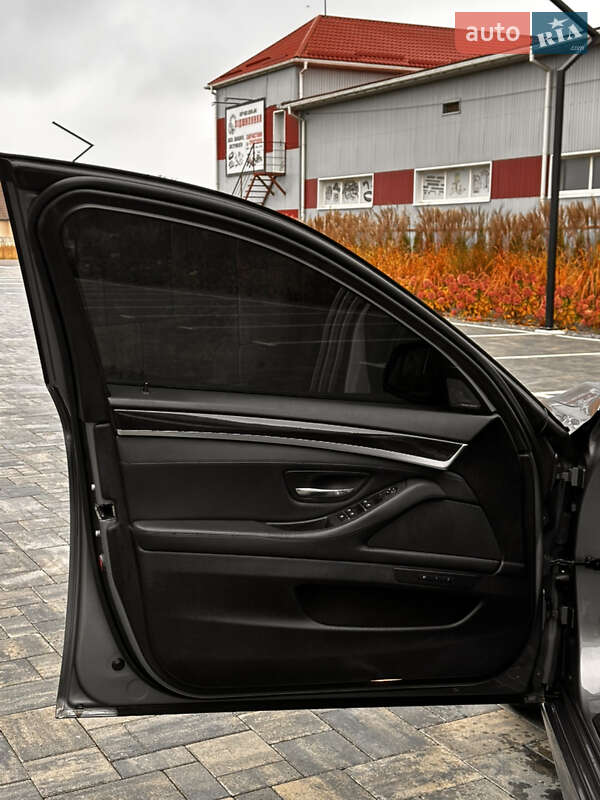 Седан BMW 5 Series 2015 в Луцке