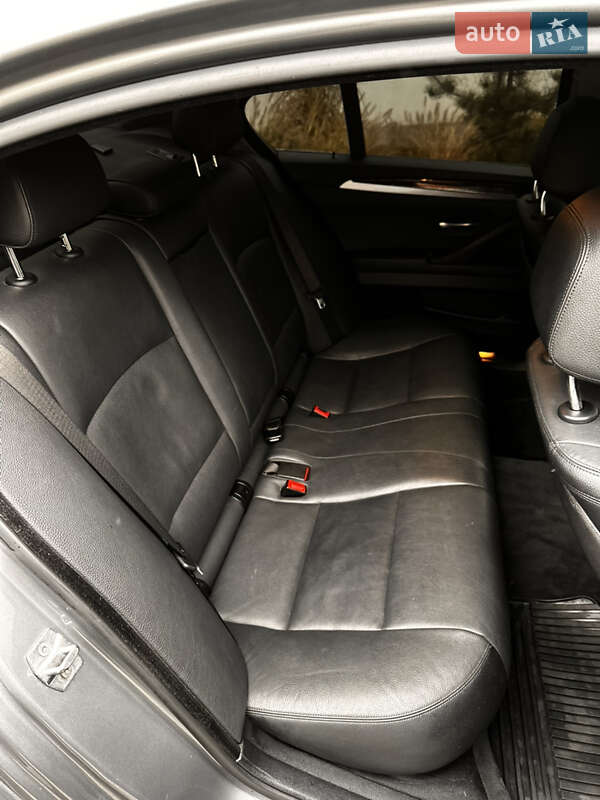 Седан BMW 5 Series 2015 в Луцке