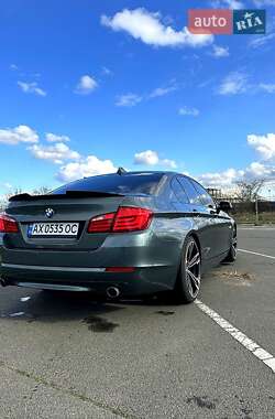 Седан BMW 5 Series 2011 в 