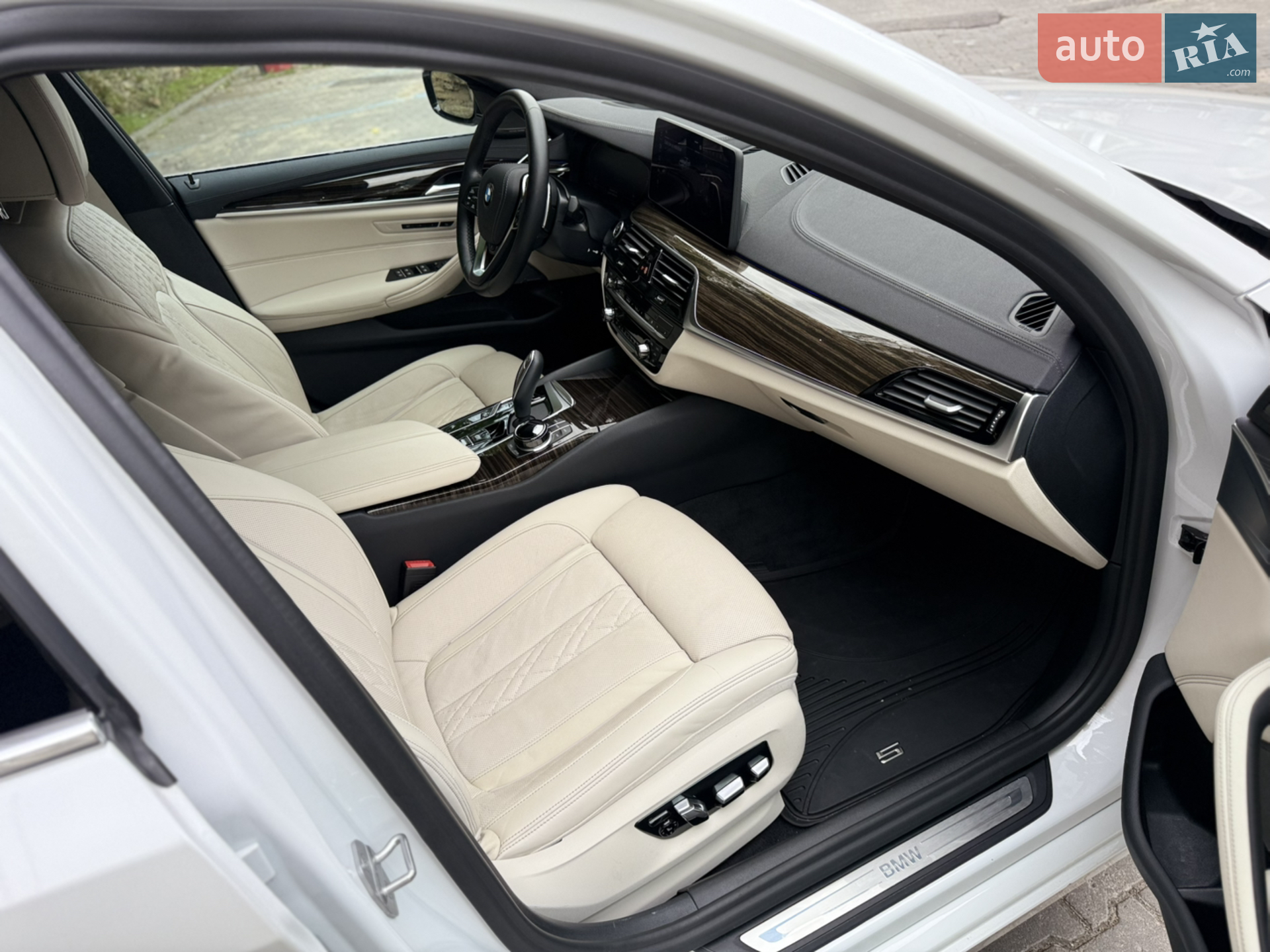 2020 BMW 5er - мініатюра 28