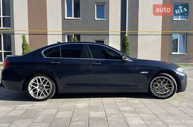 Седан BMW 5 Series 2012 в 