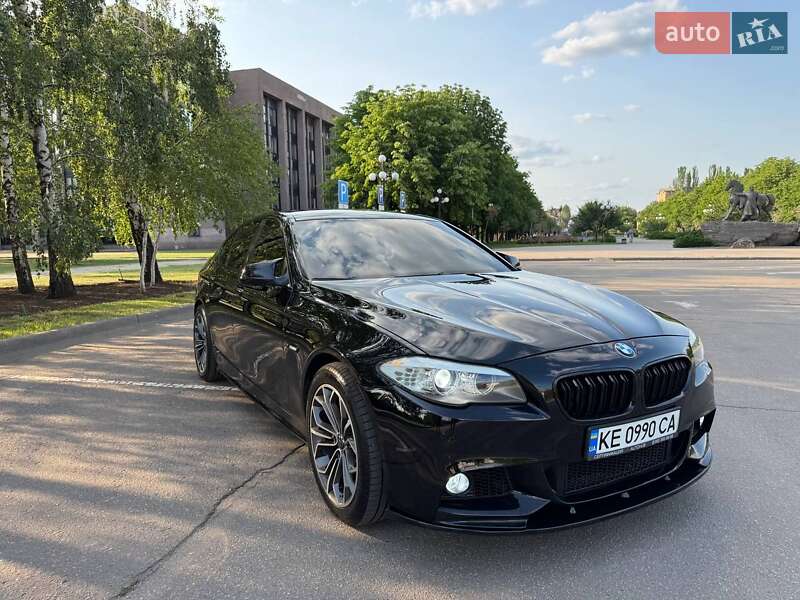 Седан BMW 5 Series 2011 в Кривому Розі