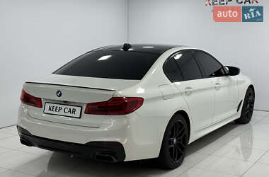 Седан BMW 5 Series 2017 в  фото 22 Седан BMW 5 Series 2017 в