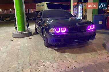 Седан BMW 5 Series 2000 в Одессе