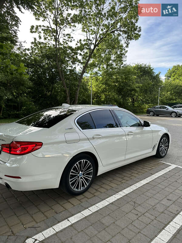 Седан BMW 5 Series 2019 в Львове фото 5 Седан BMW 5 Series 2019 в Львове