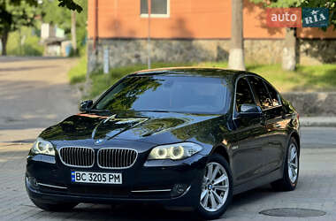 Седан BMW 5 Series 2012 в Межгорье