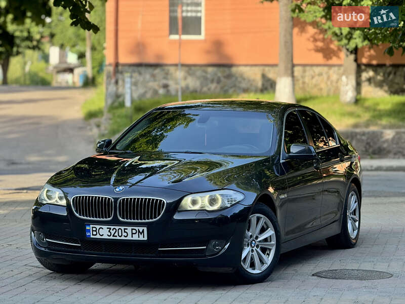 Седан BMW 5 Series 2012 в Міжгір'ї