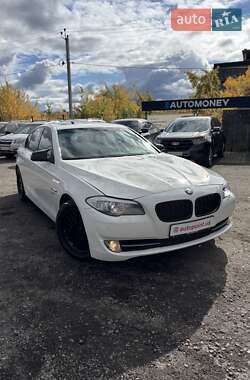Седан BMW 5 Series 2012 в 