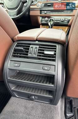 Седан BMW 5 Series 2012 в 