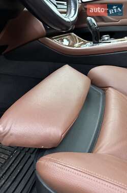 Седан BMW 5 Series 2012 в 