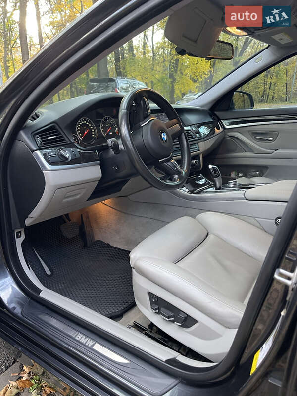 Седан BMW 5 Series 2011 в Харькове