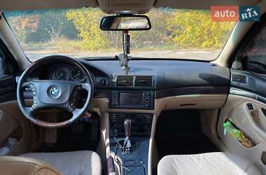 Седан BMW 5 Series 2001 в 