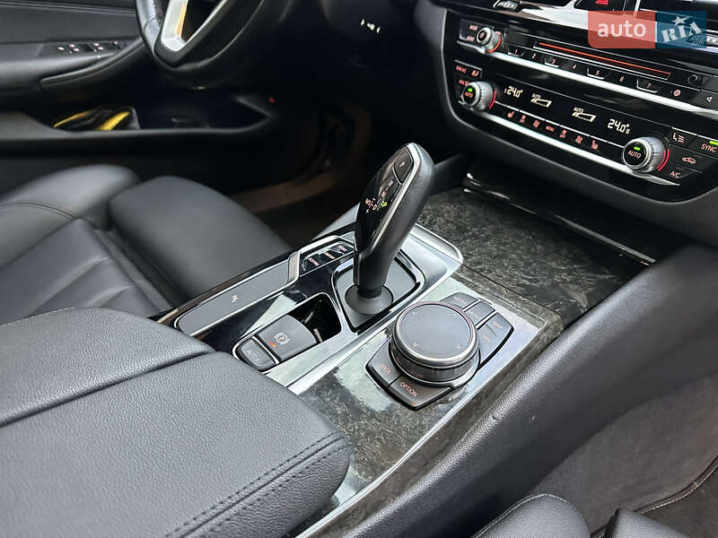 Седан BMW 5 Series 2017 в Умани фото 61 Седан BMW 5 Series 2017 в Умани