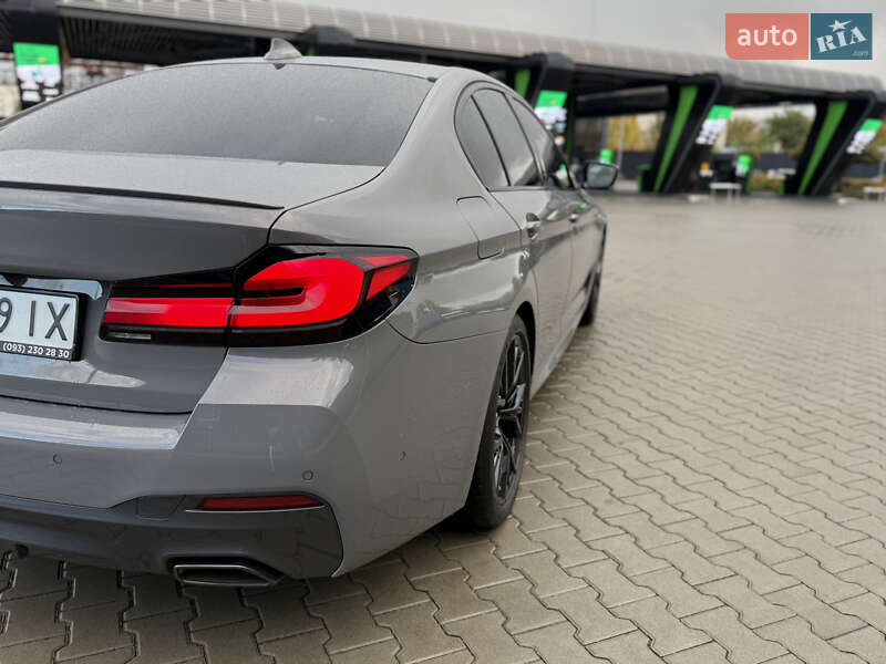 Седан BMW 5 Series 2020 в Киеве
