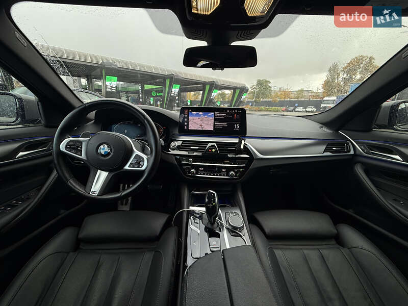 Седан BMW 5 Series 2020 в Киеве