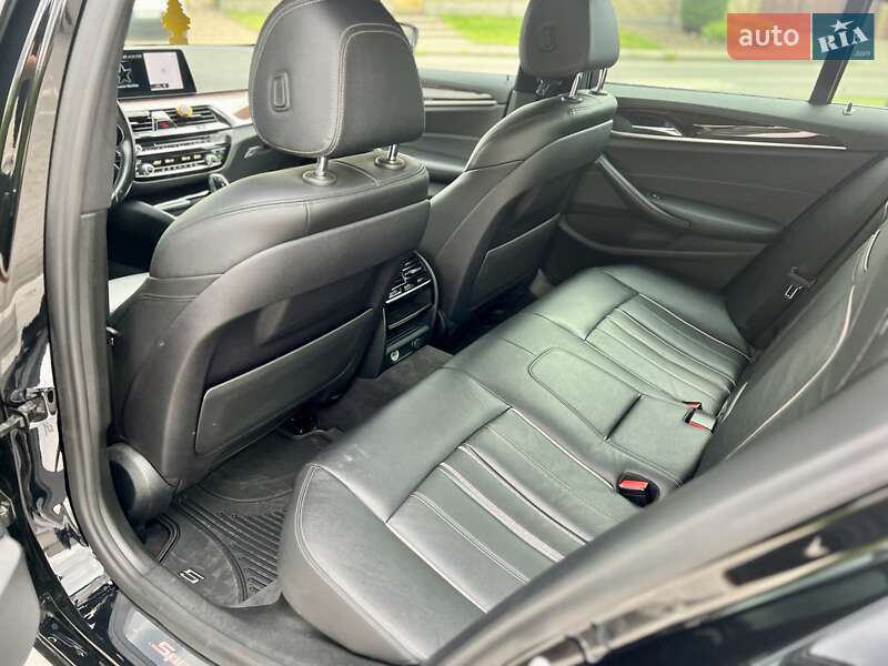Седан BMW 5 Series 2017 в Ровно фото 31 Седан BMW 5 Series 2017 в Ровно