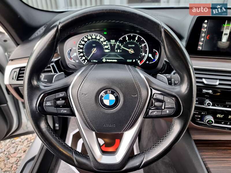 Универсал BMW 5 Series 2018 в Киеве