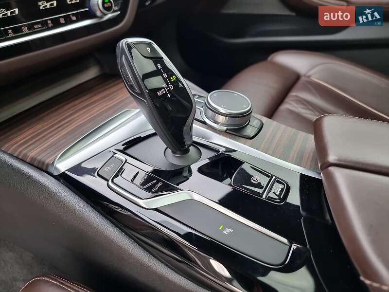 Универсал BMW 5 Series 2018 в Киеве